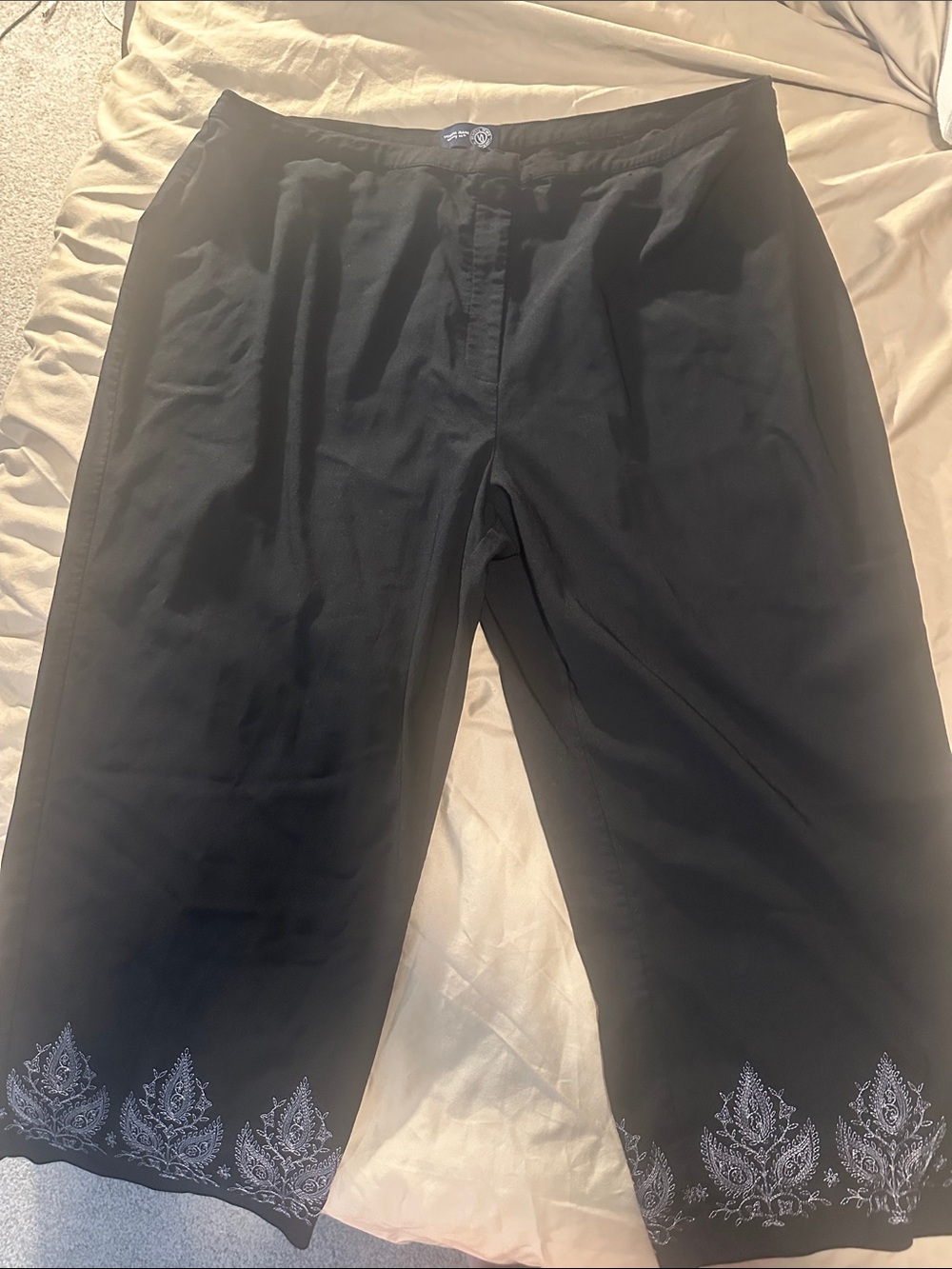 Women’s Black Cropped Embroidered Hem Pants